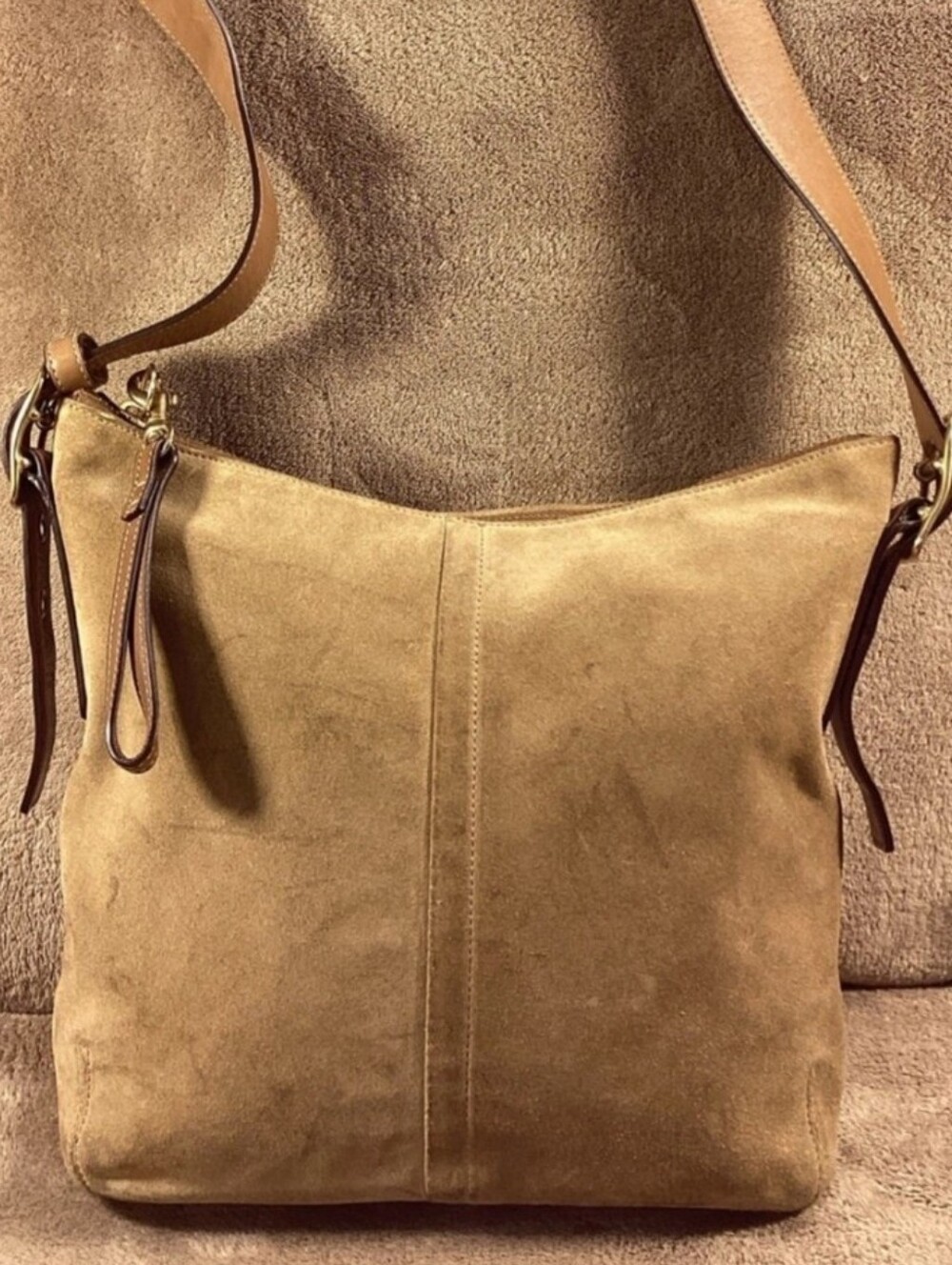 COACH Suede tan Purse 9327